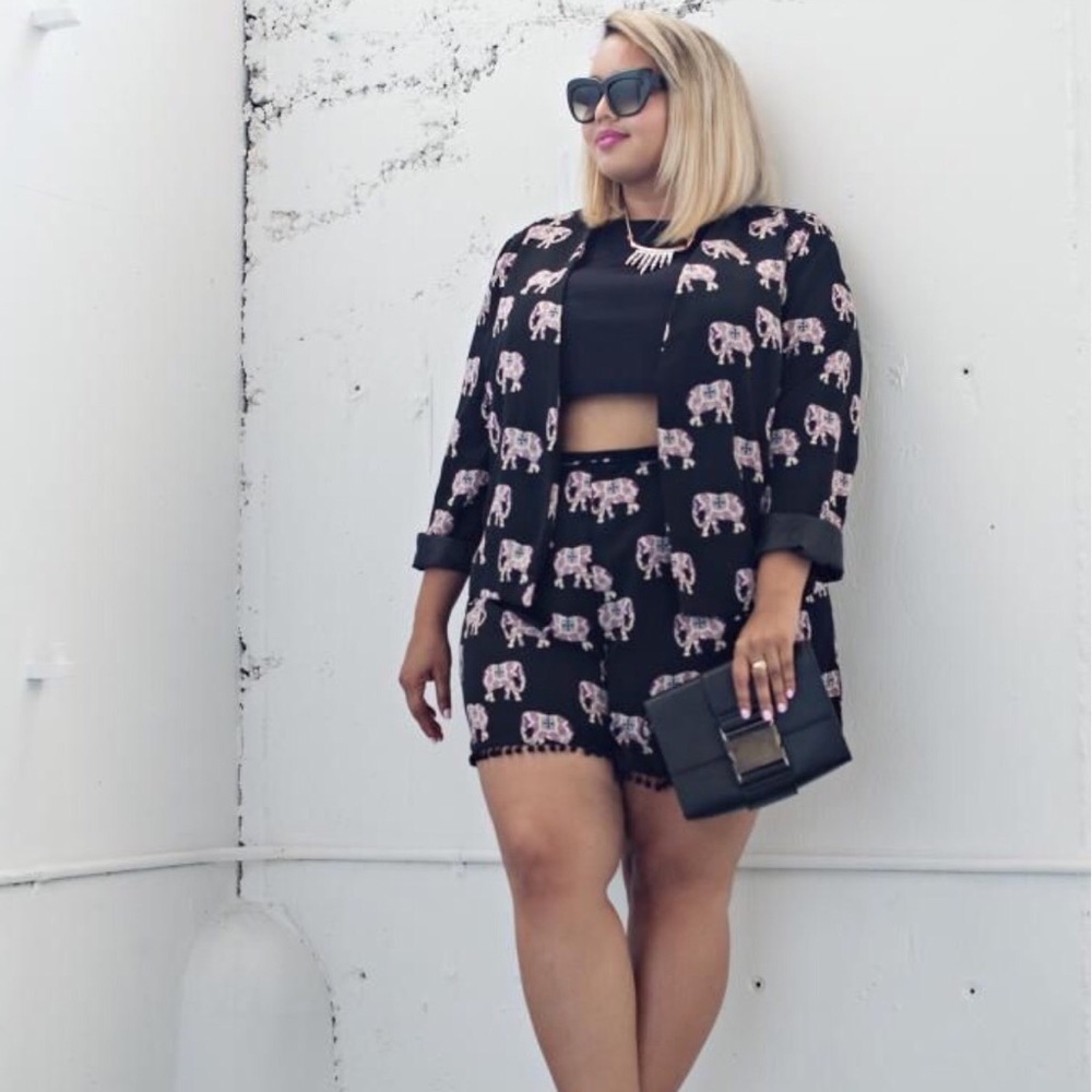 ASOS Curve Plus Size 24 Purple Elephant Shorts
